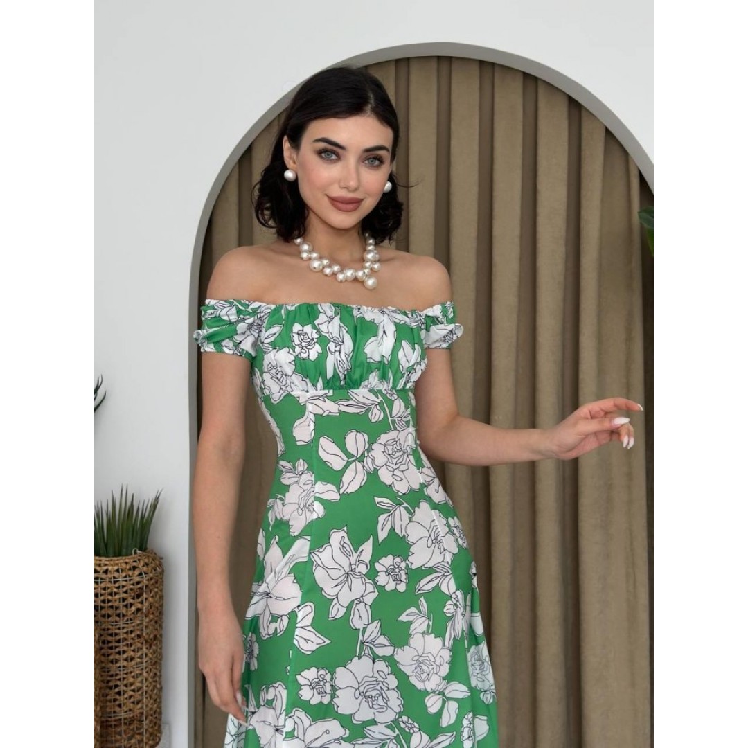 Kare Yaka Çiçekli Elbise