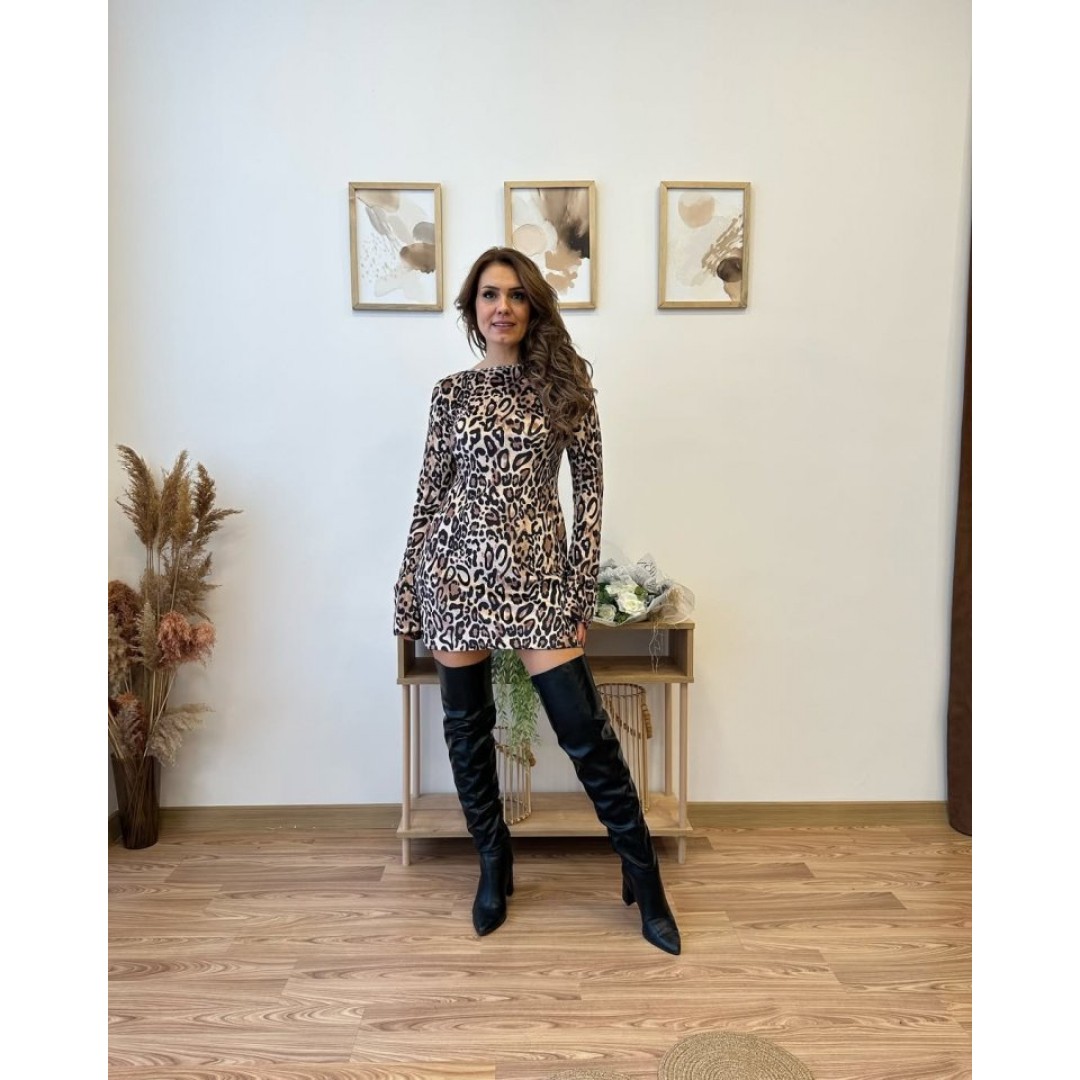 Kadın Uzun Kollu Kayık Yaka Leopar Baskılı Mini Elbise - 146057 Kadın Uzun Kollu Kayık Yaka Leopar Baskılı Mini Elbise - 146057
