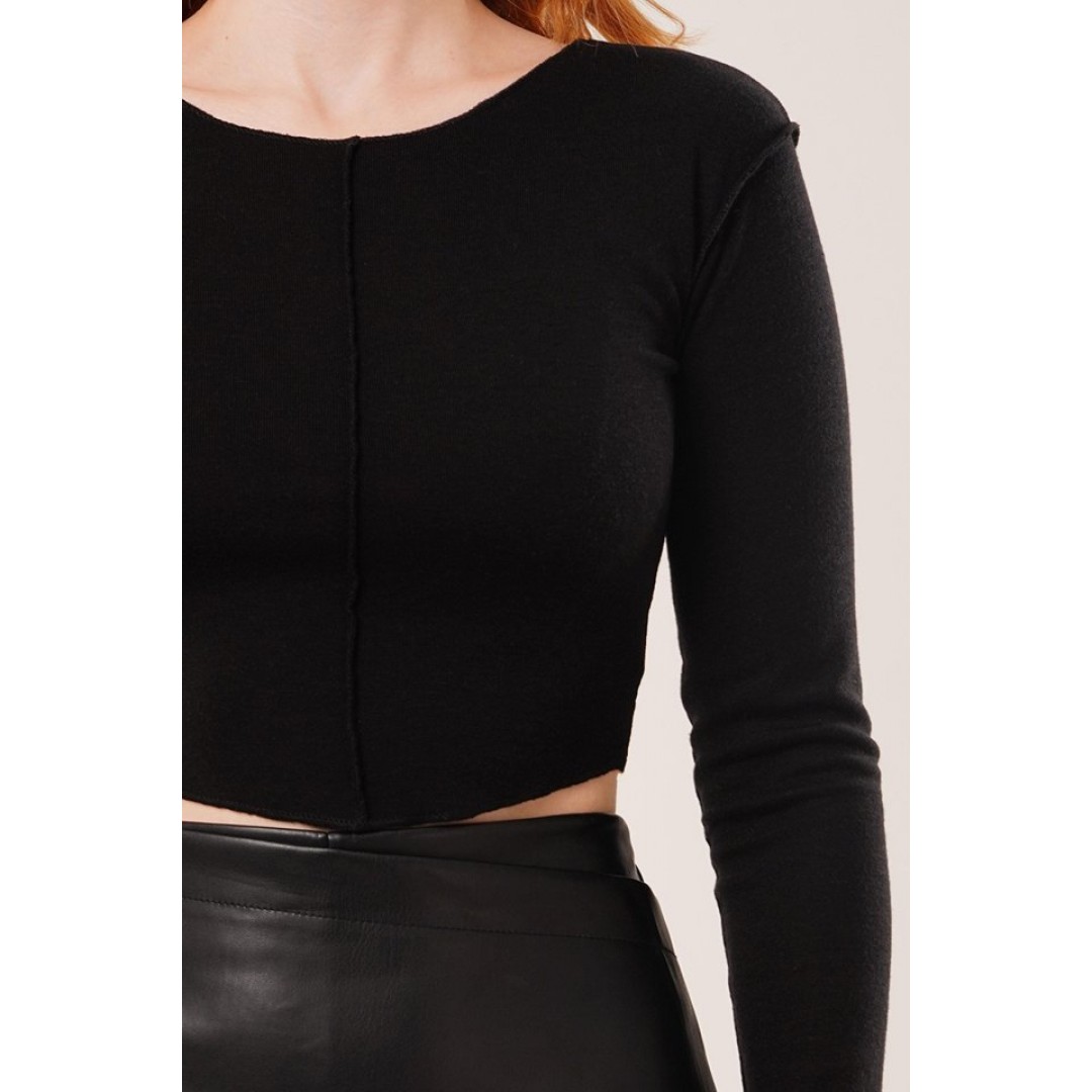 Ters Dikişli Basic Siyah Body Bluz 148084 Ters Dikişli Basic Siyah Body Bluz 148084