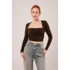 Kare Yaka Basic Kahverengi Bluz - 147545 Kare Yaka Basic Kahverengi Bluz - 147545