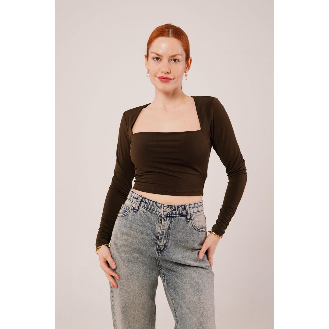 Kare Yaka Basic Kahverengi Bluz - 147545 Kare Yaka Basic Kahverengi Bluz - 147545
