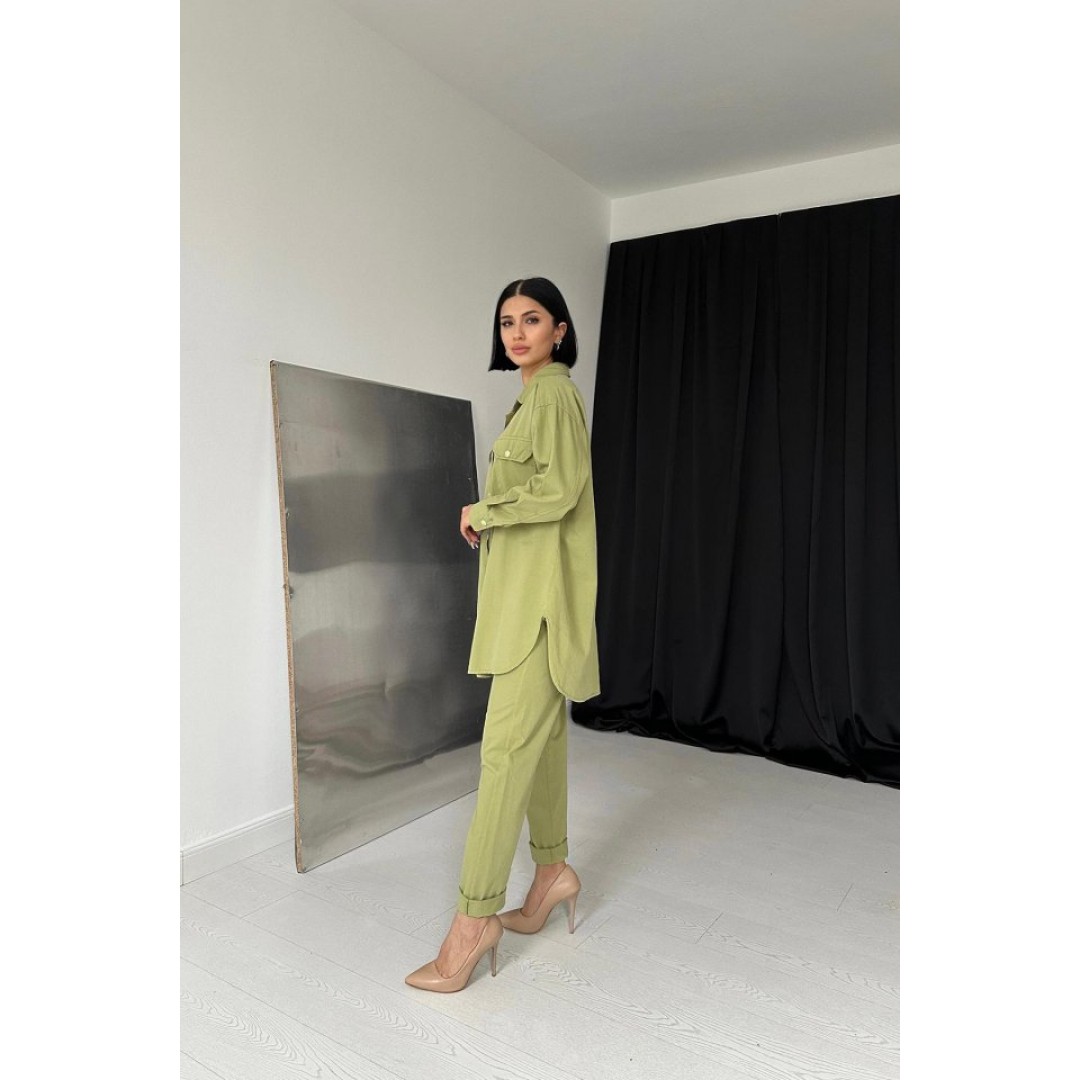 Yeşil Gömlek Ve Çıtçıtlı Pantolon Takım 148373 Yeşil Gömlek Ve Çıtçıtlı Pantolon Takım 148373