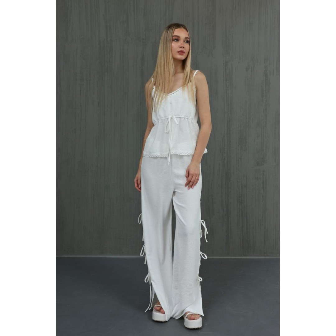 Fiyonklu Bluz Takım - Beyaz 151408 Fiyonklu Bluz Takım - Beyaz 151408