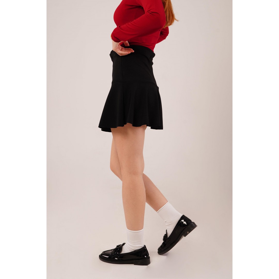 İçi Şortlu Siyah Mini Etek 147420 İçi Şortlu Siyah Mini Etek 147420