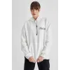 Kapüşonlu Sırt Baskılı Üç İplik Oversize Sweatshirt - Beyaz - 92644