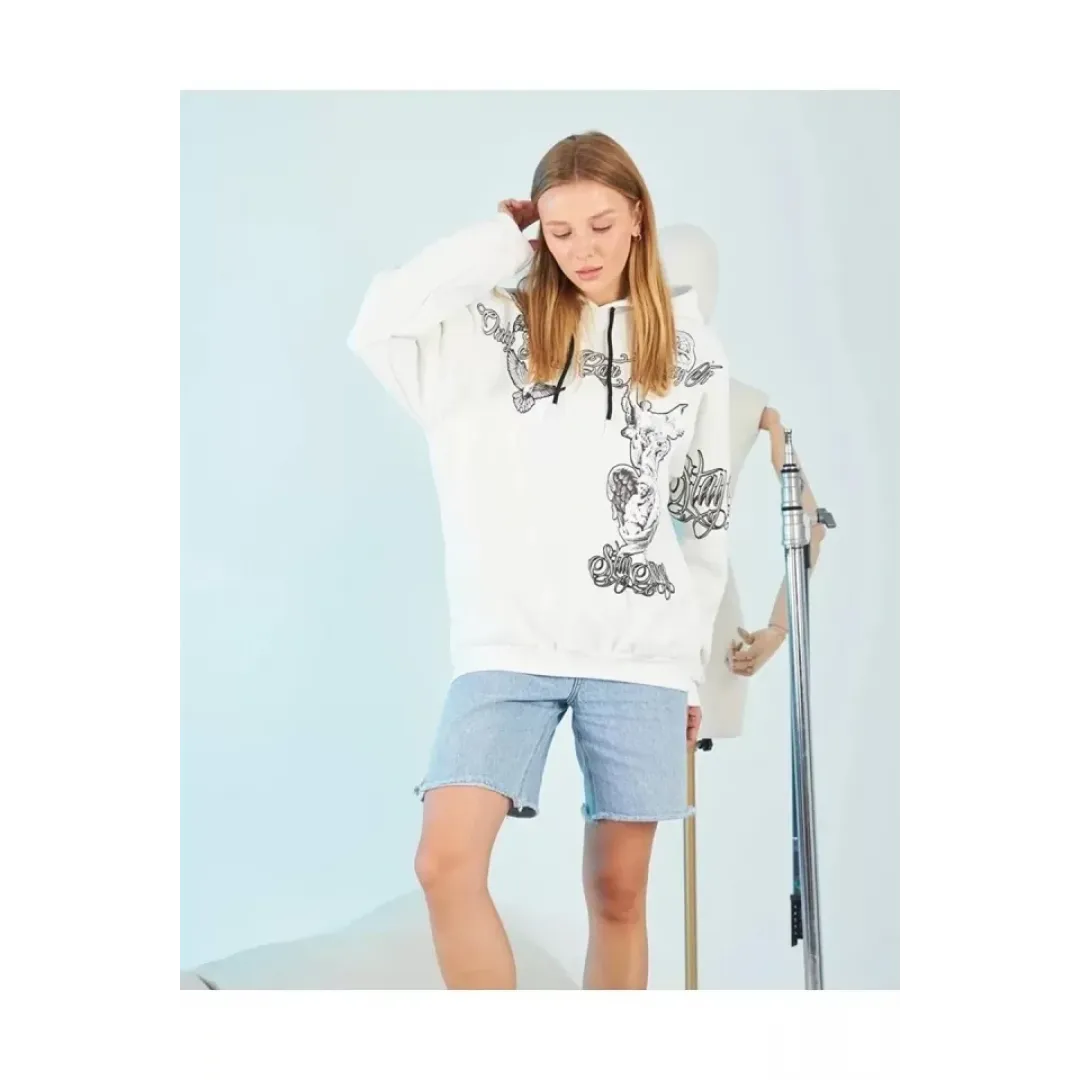 Kapüşonlu Strong Heykel Baskılı Sweatshirt - Beyaz - 92645 Kapüşonlu Strong Heykel Baskılı Sweatshirt - Beyaz - 92645