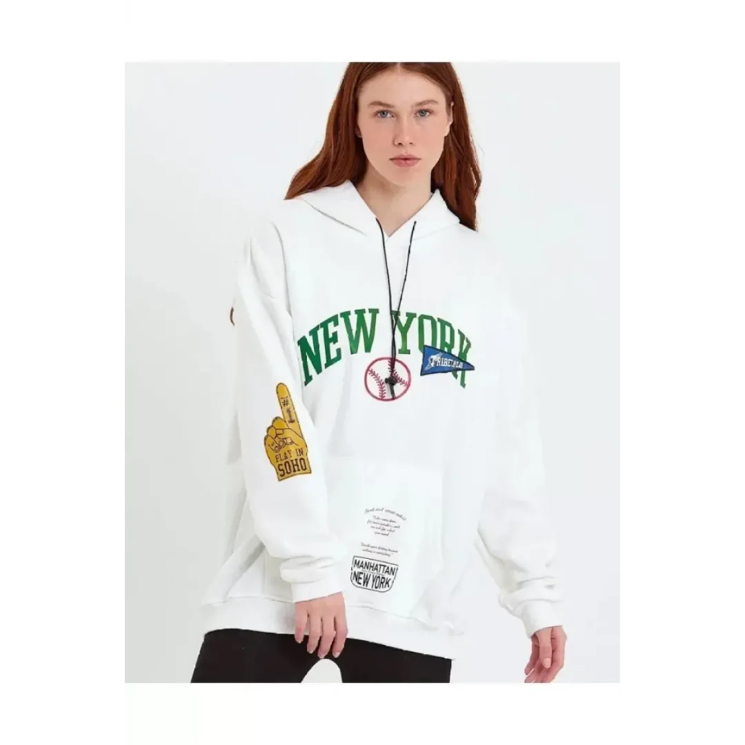 Baskılı Kapüşonlu Sweatshirt - Beyaz - 93135 Baskılı Kapüşonlu Sweatshirt - Beyaz - 93135