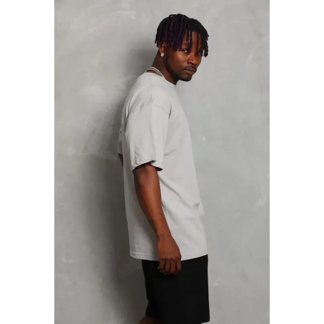 Unisex Oversize Düz Bisiklet Yaka T-Shirt - Gri - 93180 Unisex Oversize Düz Bisiklet Yaka T-Shirt - Gri - 93180