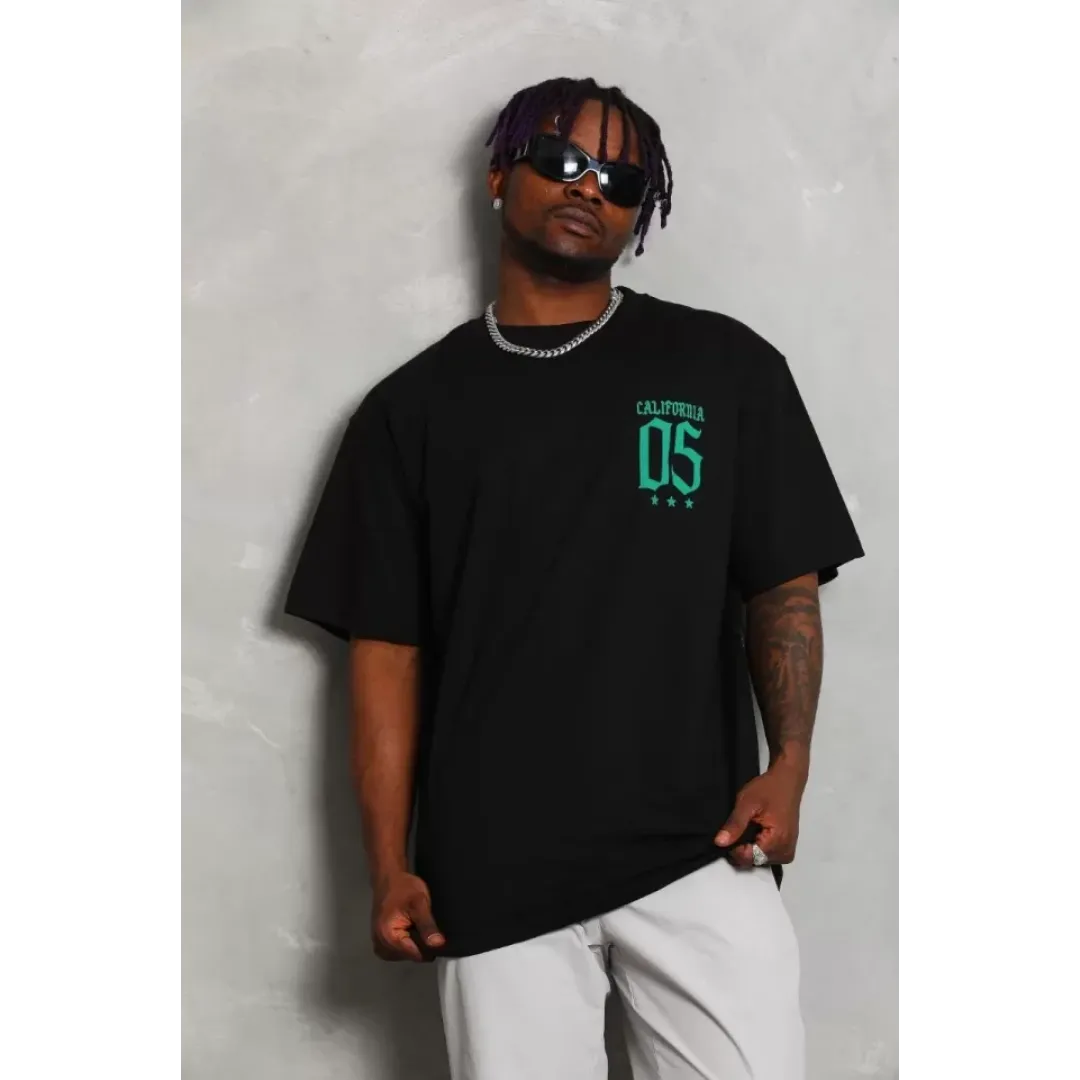 Unisex Oversize Baskılı Bisiklet Yaka T-Shirt - Siyah - 93201 Unisex Oversize Baskılı Bisiklet Yaka T-Shirt - Siyah - 93201