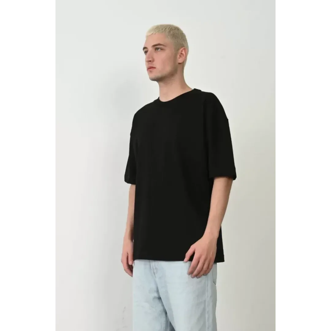Unisex Basic Bisiklet Yaka Oversize T-Shirt - Siyah - 94822 Unisex Basic Bisiklet Yaka Oversize T-Shirt - Siyah - 94822