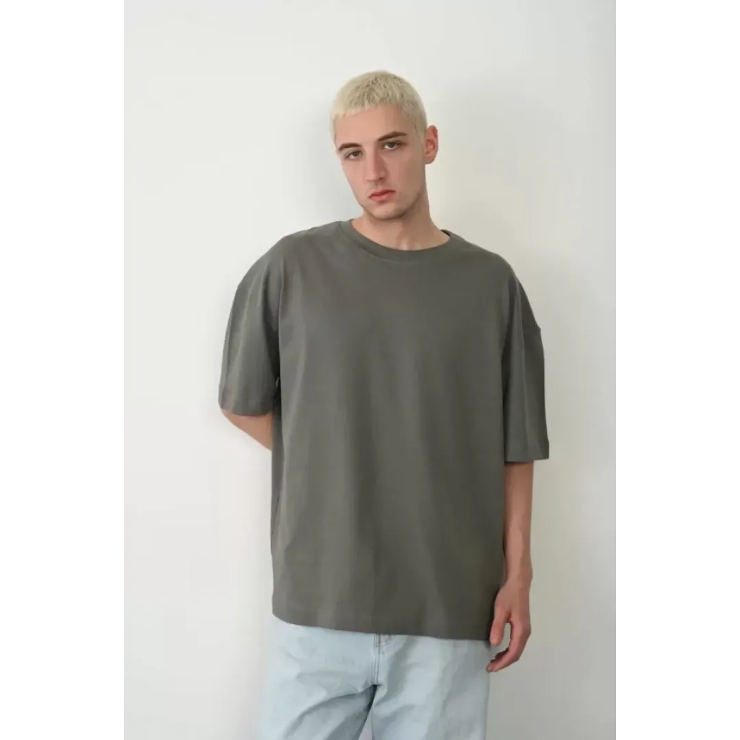 Unisex Basic Bisiklet Yaka Oversize T-Shirt - Füme - 94824 Unisex Basic Bisiklet Yaka Oversize T-Shirt - Füme - 94824