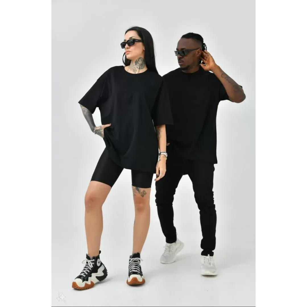 Unisex Basic Bisiklet Yaka Oversize T-Shirt - Siyah - 94827 Unisex Basic Bisiklet Yaka Oversize T-Shirt - Siyah - 94827