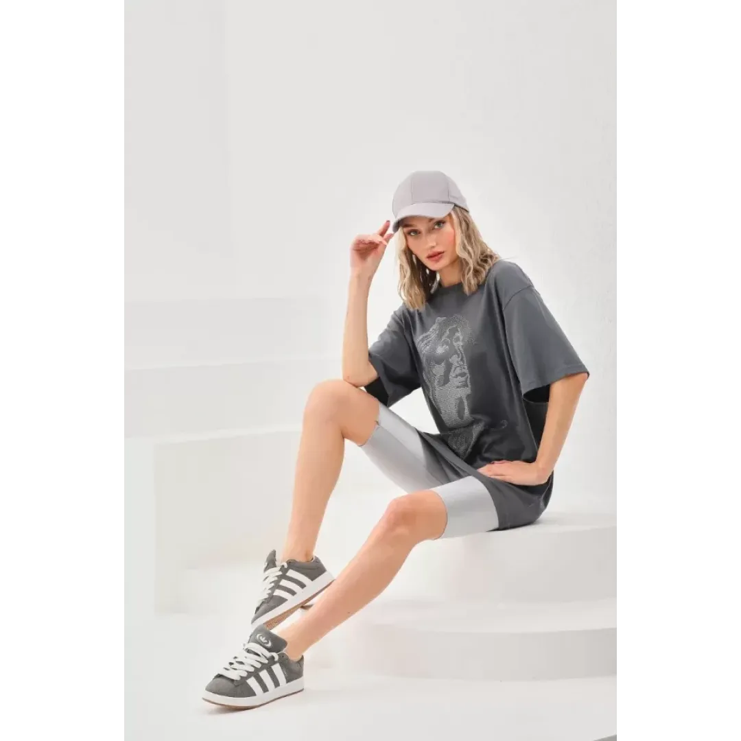 Unisex Taş Desenli Oversize T-Shirt - Füme - 96234 Unisex Taş Desenli Oversize T-Shirt - Füme - 96234