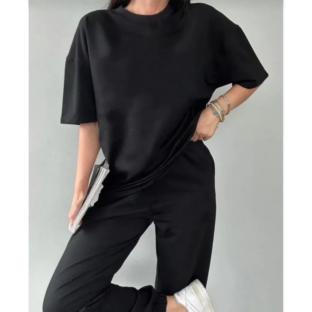 Unisex Düz T-Shirt Ve Eşofman Takımı - Siyah - 104549 Unisex Düz T-Shirt Ve Eşofman Takımı - Siyah - 104549