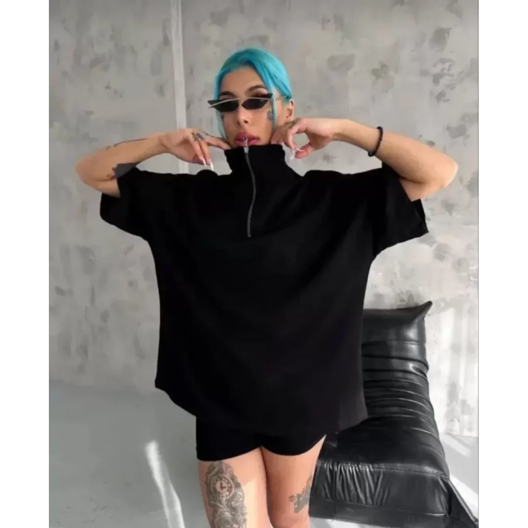 Unisex Yarım Fermuarlı Düz Oversize T-Shirt - Siyah - 104551 Unisex Yarım Fermuarlı Düz Oversize T-Shirt - Siyah - 104551