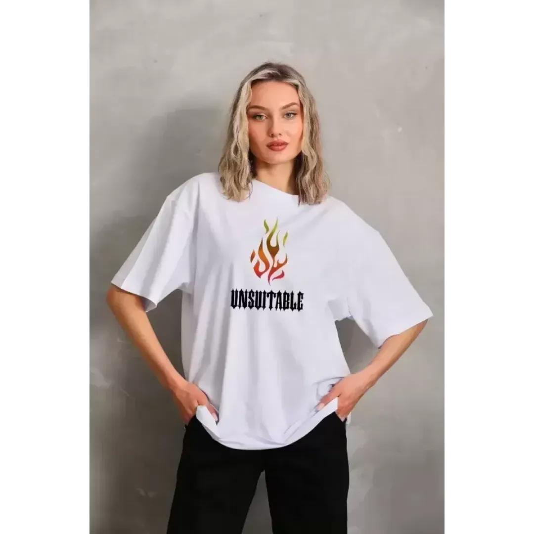 Unisex Bisiklet Yaka Baskılı Oversize T-Shirt - Beyaz - 106707 Unisex Bisiklet Yaka Baskılı Oversize T-Shirt - Beyaz - 106707