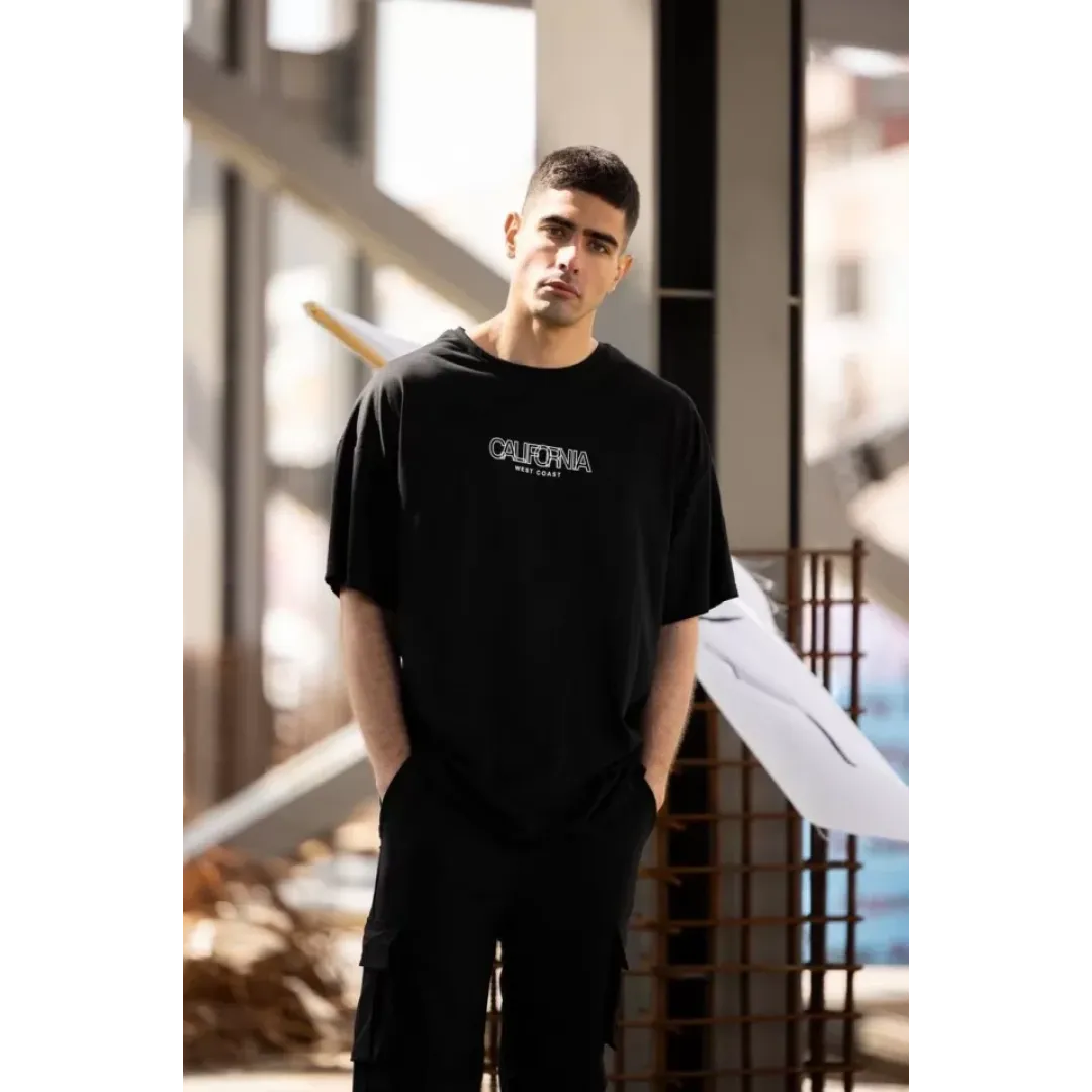 Unisex Bisiklet Yaka Baskılı Oversize T-Shirt - Siyah - 117951 Unisex Bisiklet Yaka Baskılı Oversize T-Shirt - Siyah - 117951