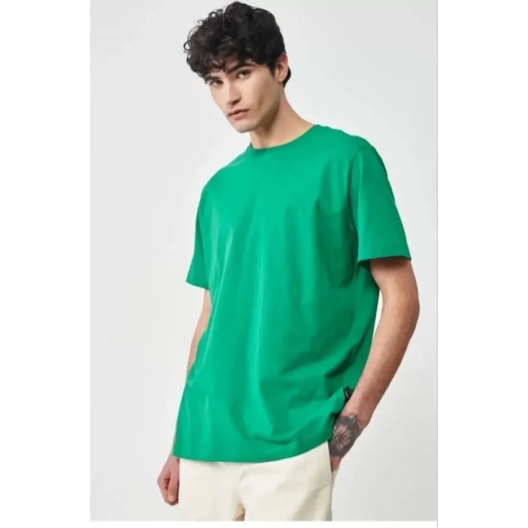 Unisex Düz Biskilet Yaka Oversize T-shirt - Yeşil - 118798 Unisex Düz Biskilet Yaka Oversize T-shirt - Yeşil - 118798