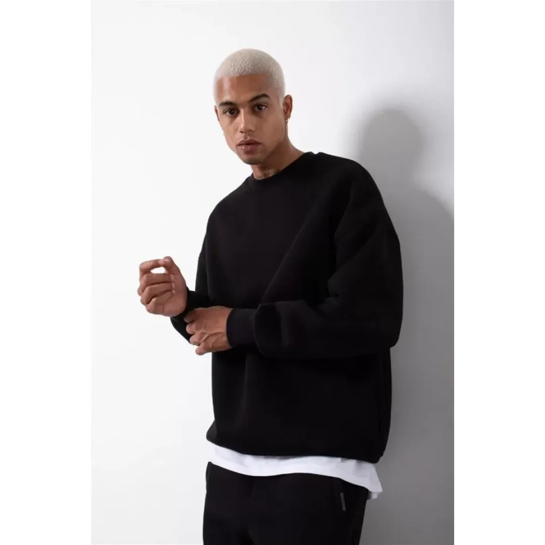 Unisex Biskilet Yaka Üç İplik SweatShirt - Siyah - 129426 Unisex Biskilet Yaka Üç İplik SweatShirt - Siyah - 129426