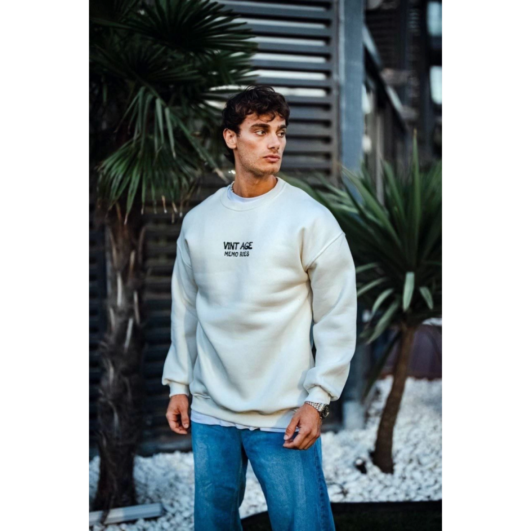 Oversize Bisiklet Yaka Üç İplik Baskılı SweatShirt - Beyaz - 131233 Oversize Bisiklet Yaka Üç İplik Baskılı SweatShirt - Beyaz - 131233