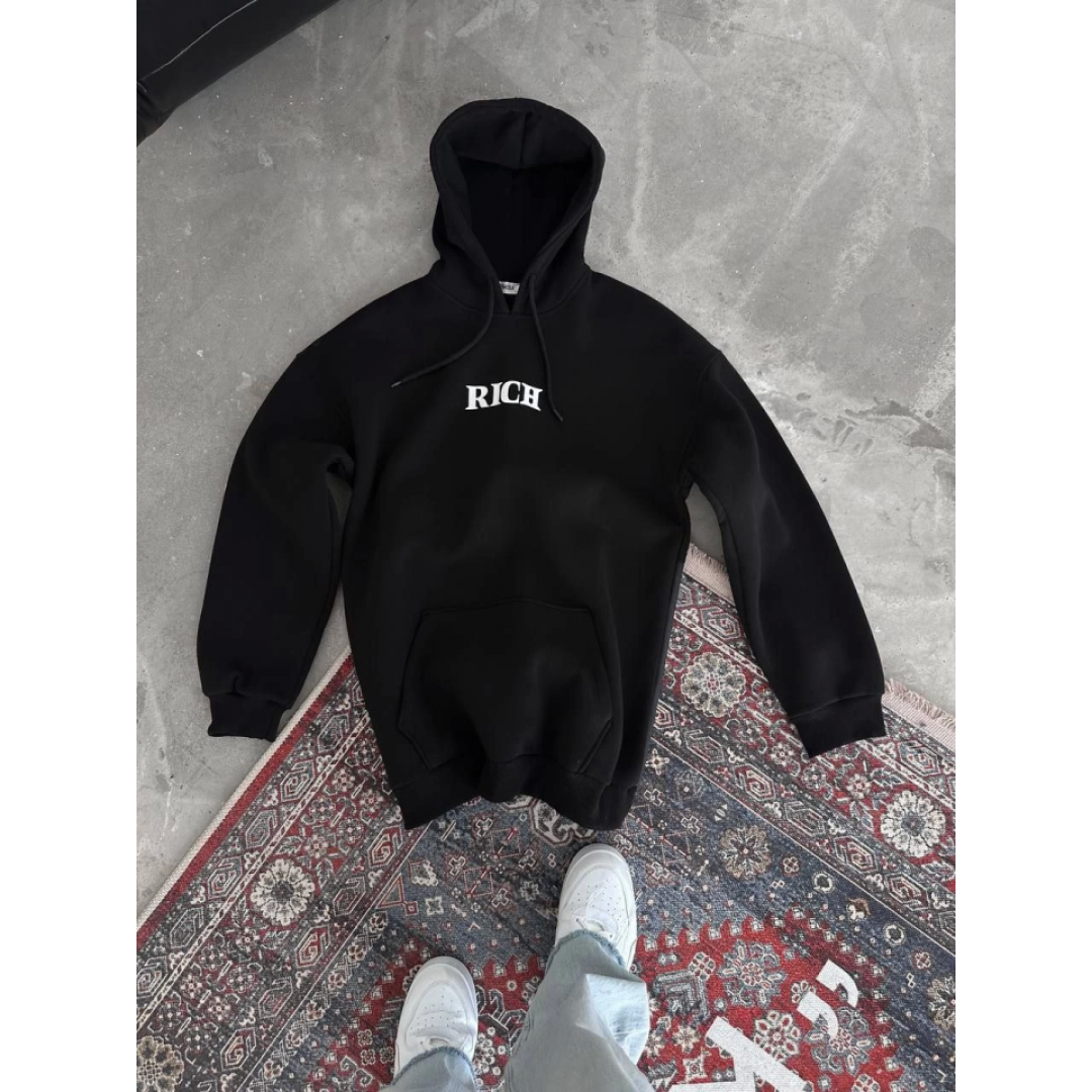 Uzun Kol Kapşonlu Göğüs Baskılı SweatShirt - Siyah 131886 Uzun Kol Kapşonlu Göğüs Baskılı SweatShirt - Siyah 131886
