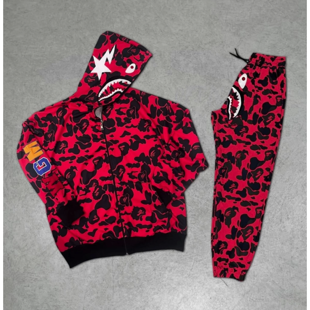 Unisex Pubg Bape X Shark Eşofman Takımı - Kırmızı 133009 Unisex Pubg Bape X Shark Eşofman Takımı - Kırmızı 133009