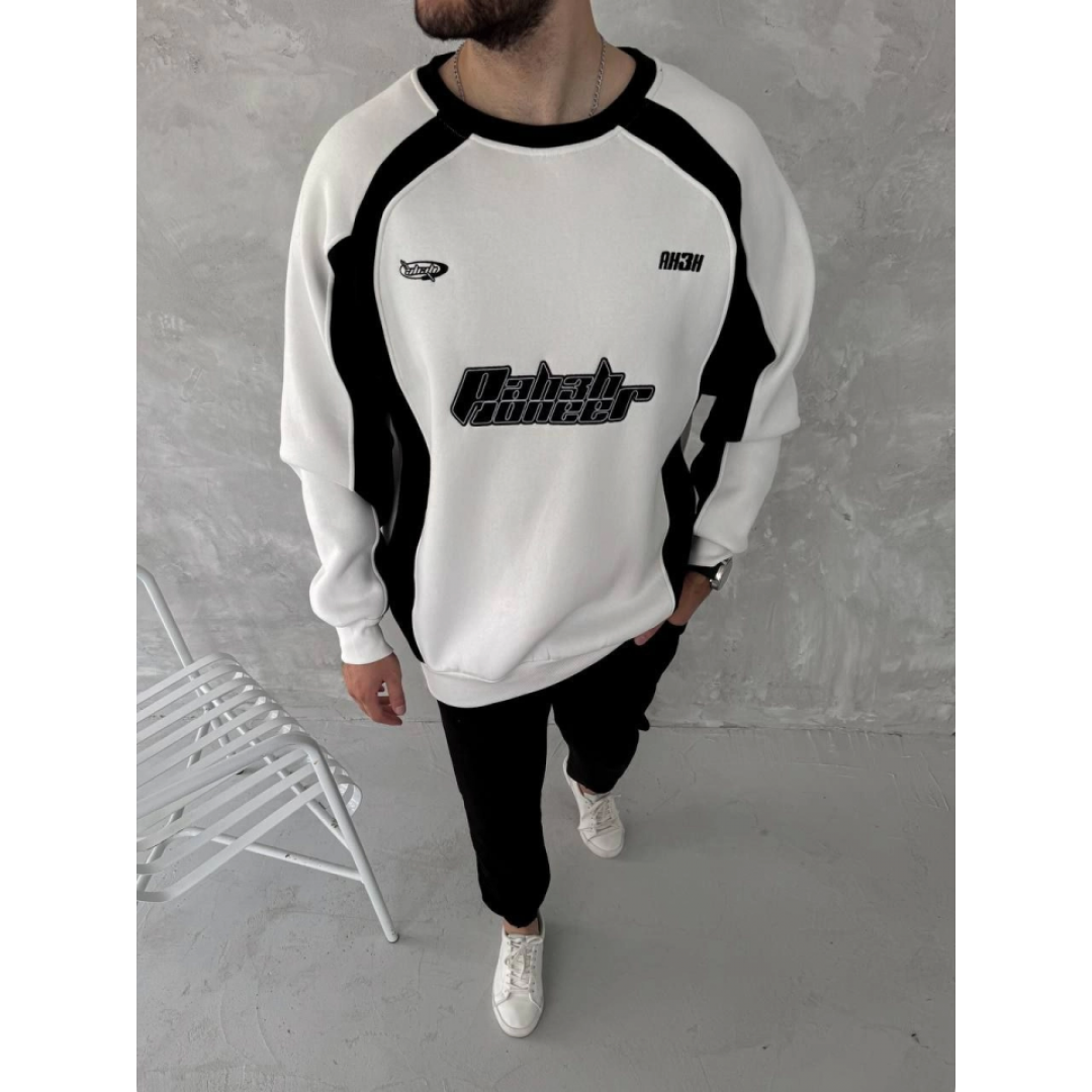 Kışlık Nakış İşlemeli Bisiklet Yaka Parçalı SweatShirt - Beyaz 134493 Kışlık Nakış İşlemeli Bisiklet Yaka Parçalı SweatShirt - Beyaz 134493