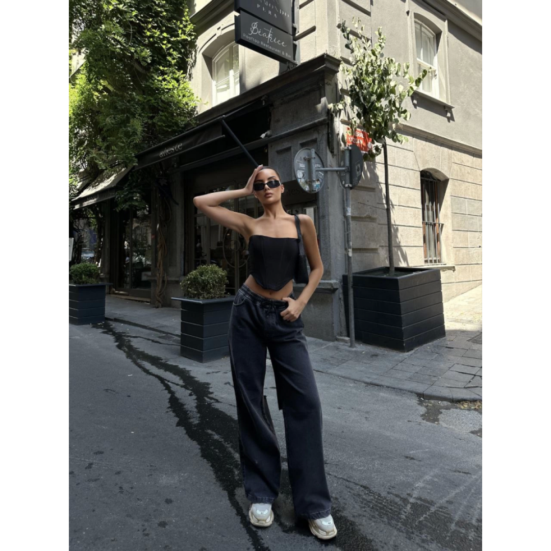 Arkadan Yırtmaçlı Jeans Kot Palazzo Pantolon - Siyah - 139989 Arkadan Yırtmaçlı Jeans Kot Palazzo Pantolon - Siyah - 139989