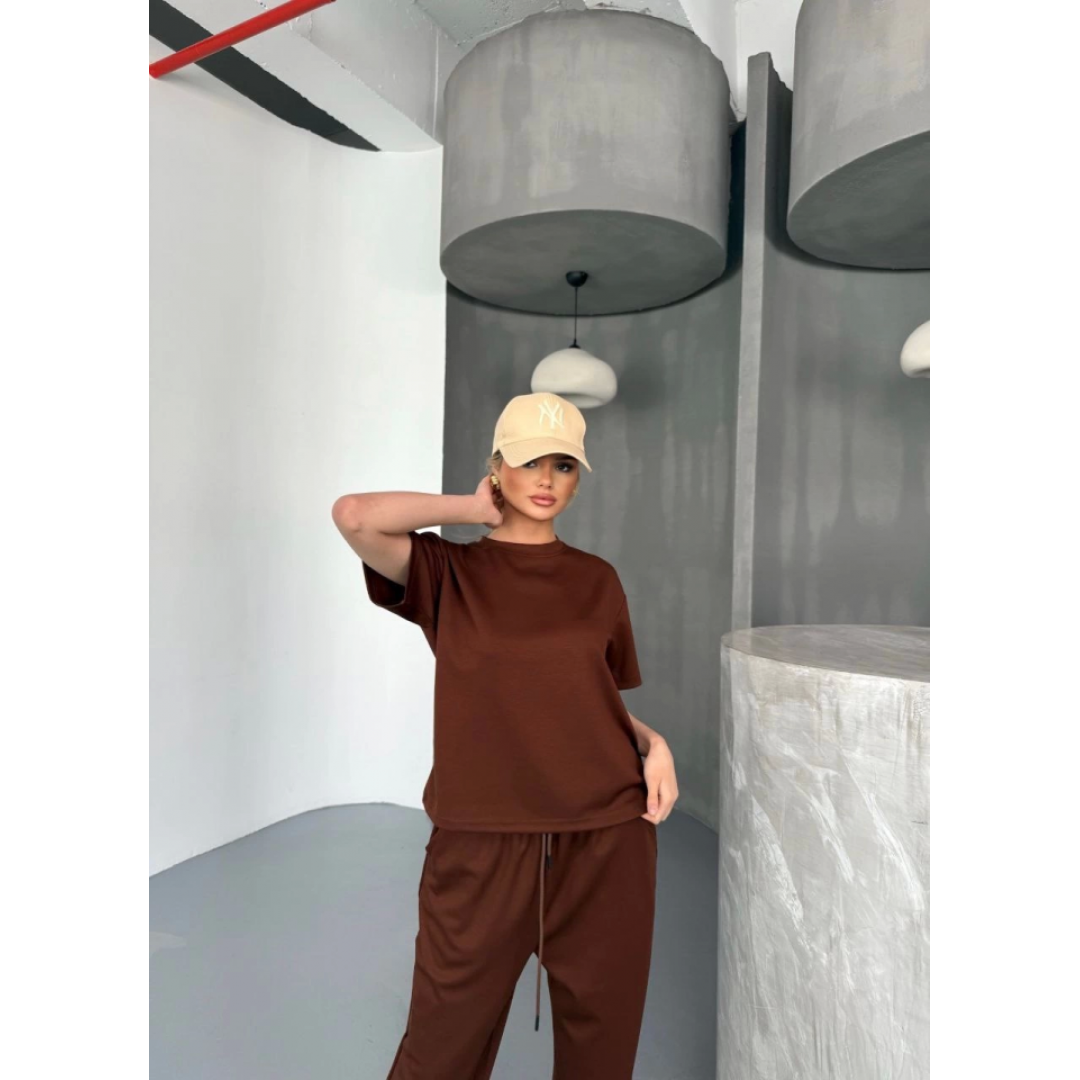 Osy Modal Yumuşak Dokulu Kumaş Kısa Kollu Bluz Rahat Pantalon Ikili Takım- Kahverengi