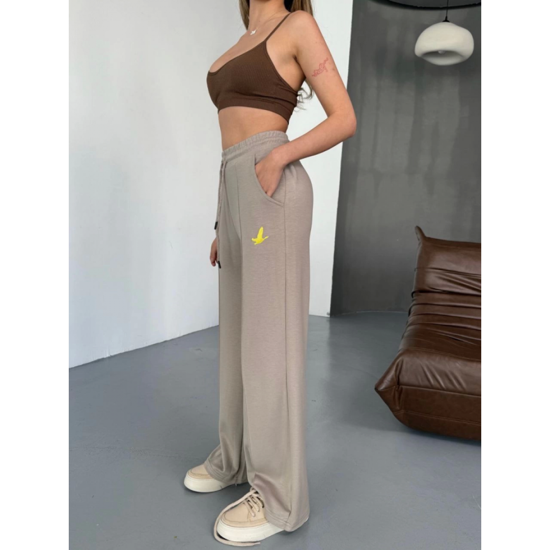 Osy Modal Yumuşak Dokulu Kumaş Nakış Işlemeli Rahat Bol Paça Eşofman Pantalon - Bej - 156906