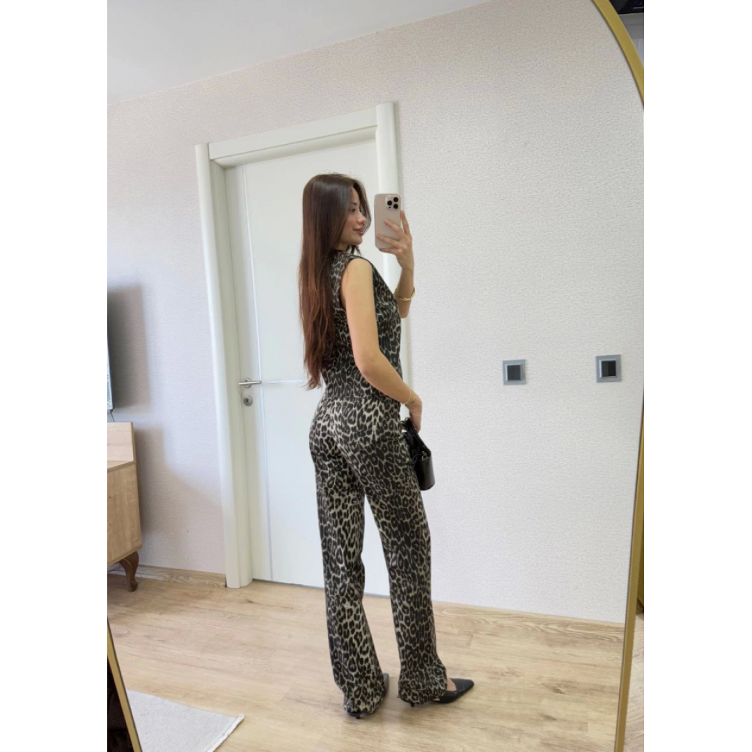 Leopar Desenli Düğmeli Bluzlu Pantolon İkili Takım -Leopar 157506 Leopar Desenli Düğmeli Bluzlu Pantolon İkili Takım -Leopar 157506
