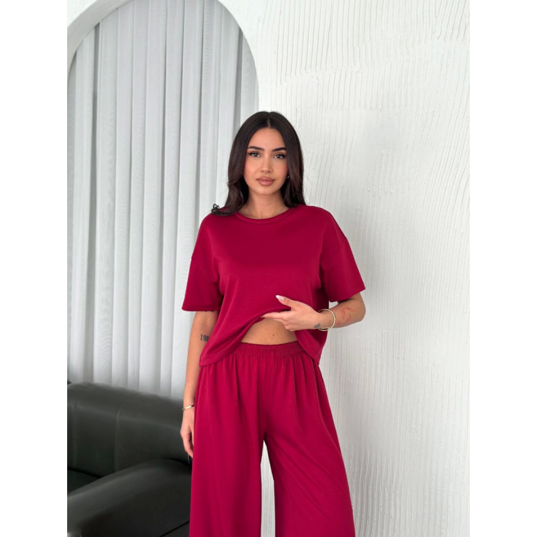 Osy Modal Yumuşak Dokulu Kumaş Bisiklet Yaka T-shirt Bol Paça Pantalon Ikili Takım -Bordo 159909 Osy Modal Yumuşak Dokulu Kumaş Bisiklet Yaka T-shirt Bol Paça Pantalon Ikili Takım -Bordo 159909