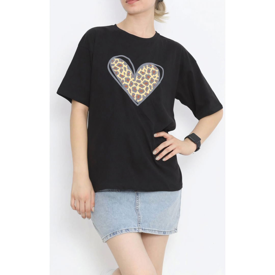 Sevgililer Günü İçin Özel Tasarım Leopar Kalp Baskılı T-shirt - Siyah 161339 Sevgililer Günü İçin Özel Tasarım Leopar Kalp Baskılı T-shirt - Siyah 161339