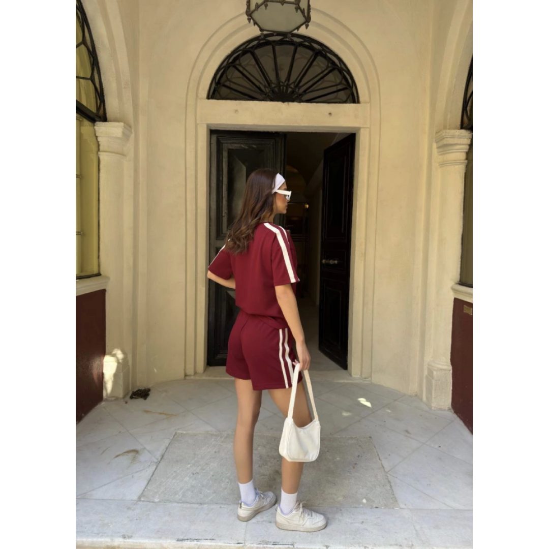 Osy Modal Yumuşak Dokulu Kumaş Parçalı Bisiklet Yaka T-shirt Mini Şortlu Etek İkili Takım -Bordo 161837 Osy Modal Yumuşak Dokulu Kumaş Parçalı Bisiklet Yaka T-shirt Mini Şortlu Etek İkili Takım -Bordo 161837