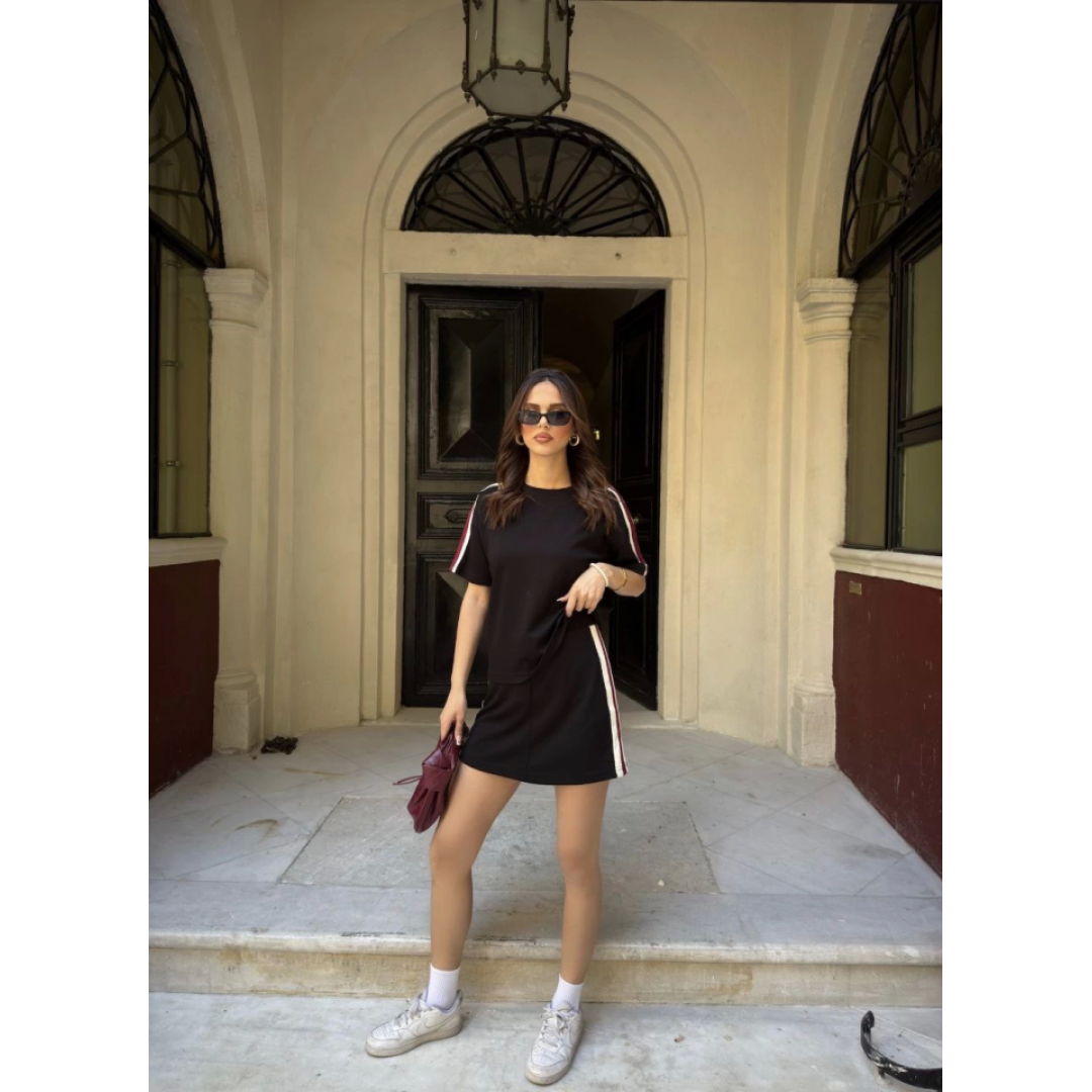 Osy Modal Yumuşak Dokulu Kumaş Parçalı Bisiklet Yaka T-shirt Mini Şortlu Etek İkili Takım - Siyah 161839 Osy Modal Yumuşak Dokulu Kumaş Parçalı Bisiklet Yaka T-shirt Mini Şortlu Etek İkili Takım - Siyah 161839