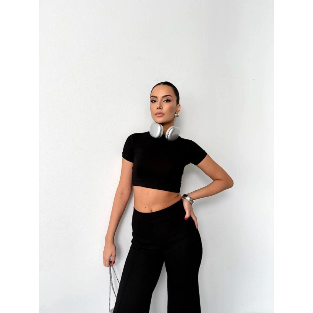 Osy Modal Yumuşak Dokulu Kumaş Kısa Kollu Crop Alt Ispanyol Paça Pantalon Ikili Takım - Siyah 162222 Osy Modal Yumuşak Dokulu Kumaş Kısa Kollu Crop Alt Ispanyol Paça Pantalon Ikili Takım - Siyah 162222