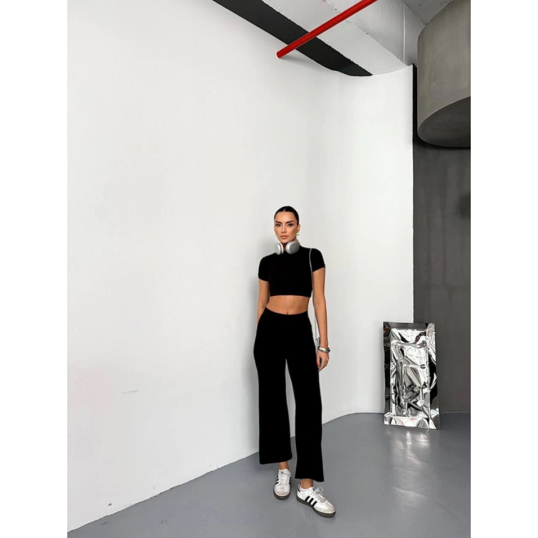Osy Modal Yumuşak Dokulu Kumaş Kısa Kollu Crop Alt Ispanyol Paça Pantalon Ikili Takım - Siyah 162222 Osy Modal Yumuşak Dokulu Kumaş Kısa Kollu Crop Alt Ispanyol Paça Pantalon Ikili Takım - Siyah 162222