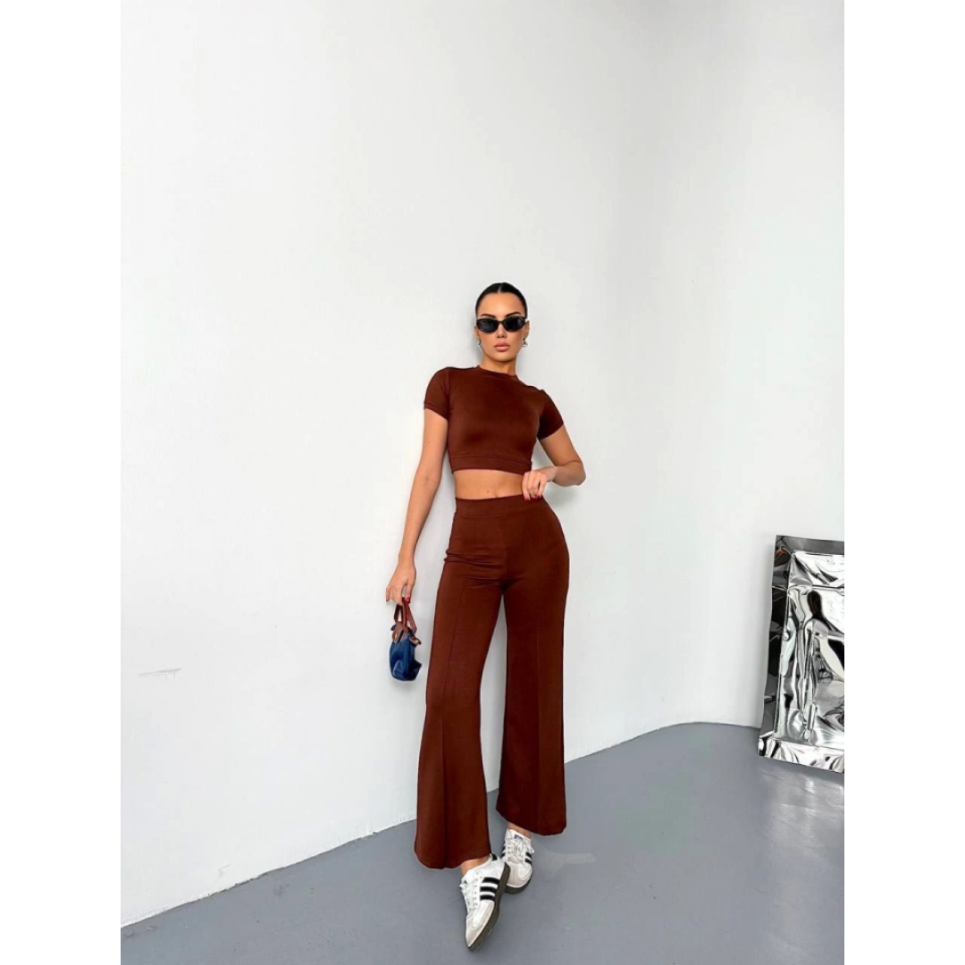 Osy Modal Yumuşak Dokulu Kumaş Kısa Kollu Crop Alt Ispanyol Paça Pantalon Ikili Takım - Kahverengi 162223 Osy Modal Yumuşak Dokulu Kumaş Kısa Kollu Crop Alt Ispanyol Paça Pantalon Ikili Takım - Kahverengi 162223