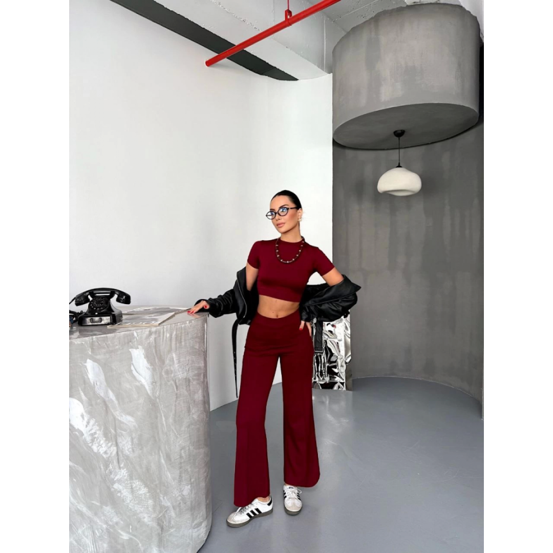 Osy Modal Yumuşak Dokulu Kumaş Kısa Kollu Crop Alt Ispanyol Paça Pantalon Ikili Takım - Bordo 162225 Osy Modal Yumuşak Dokulu Kumaş Kısa Kollu Crop Alt Ispanyol Paça Pantalon Ikili Takım - Bordo 162225