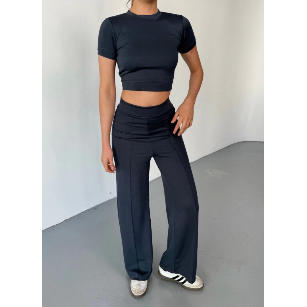 Osy Modal Yumuşak Dokulu Kumaş Kısa Kollu Crop Rahat Pantalon Ikili Takım - Füme 162231 Osy Modal Yumuşak Dokulu Kumaş Kısa Kollu Crop Rahat Pantalon Ikili Takım - Füme 162231