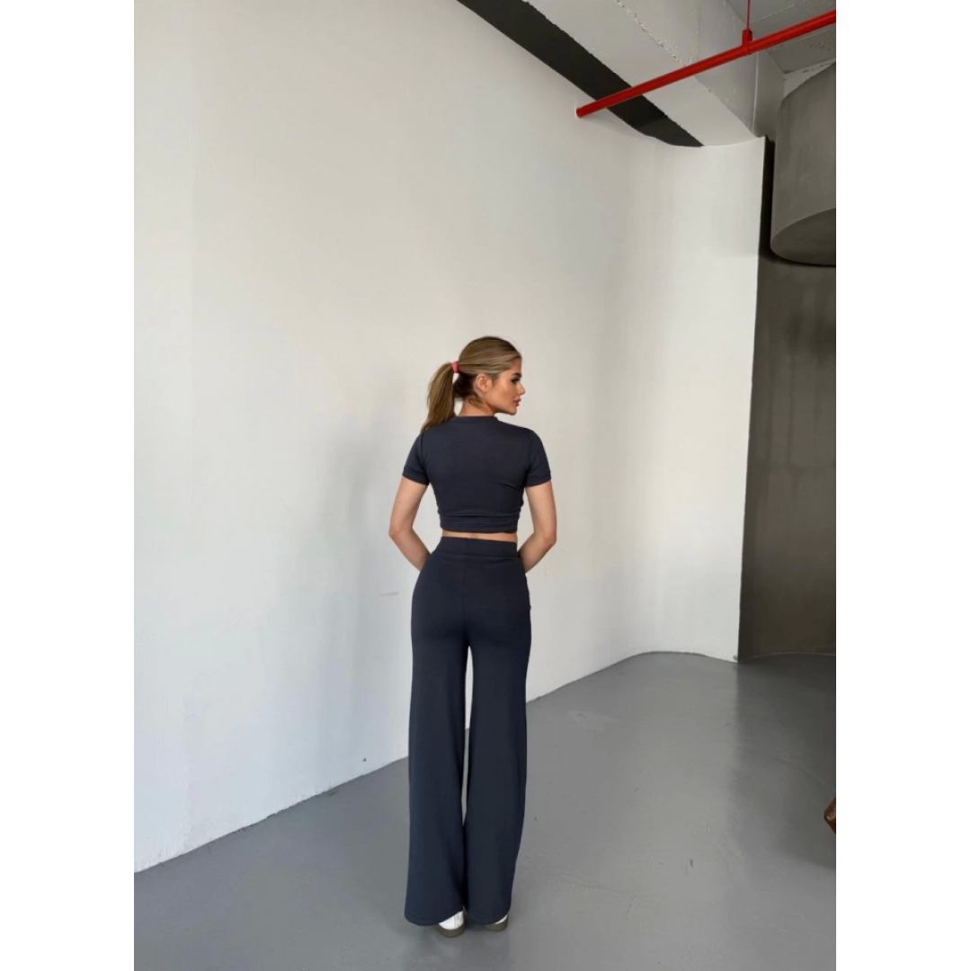 Osy Modal Yumuşak Dokulu Kumaş Kısa Kollu Crop Rahat Pantalon Ikili Takım - Füme 162231 Osy Modal Yumuşak Dokulu Kumaş Kısa Kollu Crop Rahat Pantalon Ikili Takım - Füme 162231