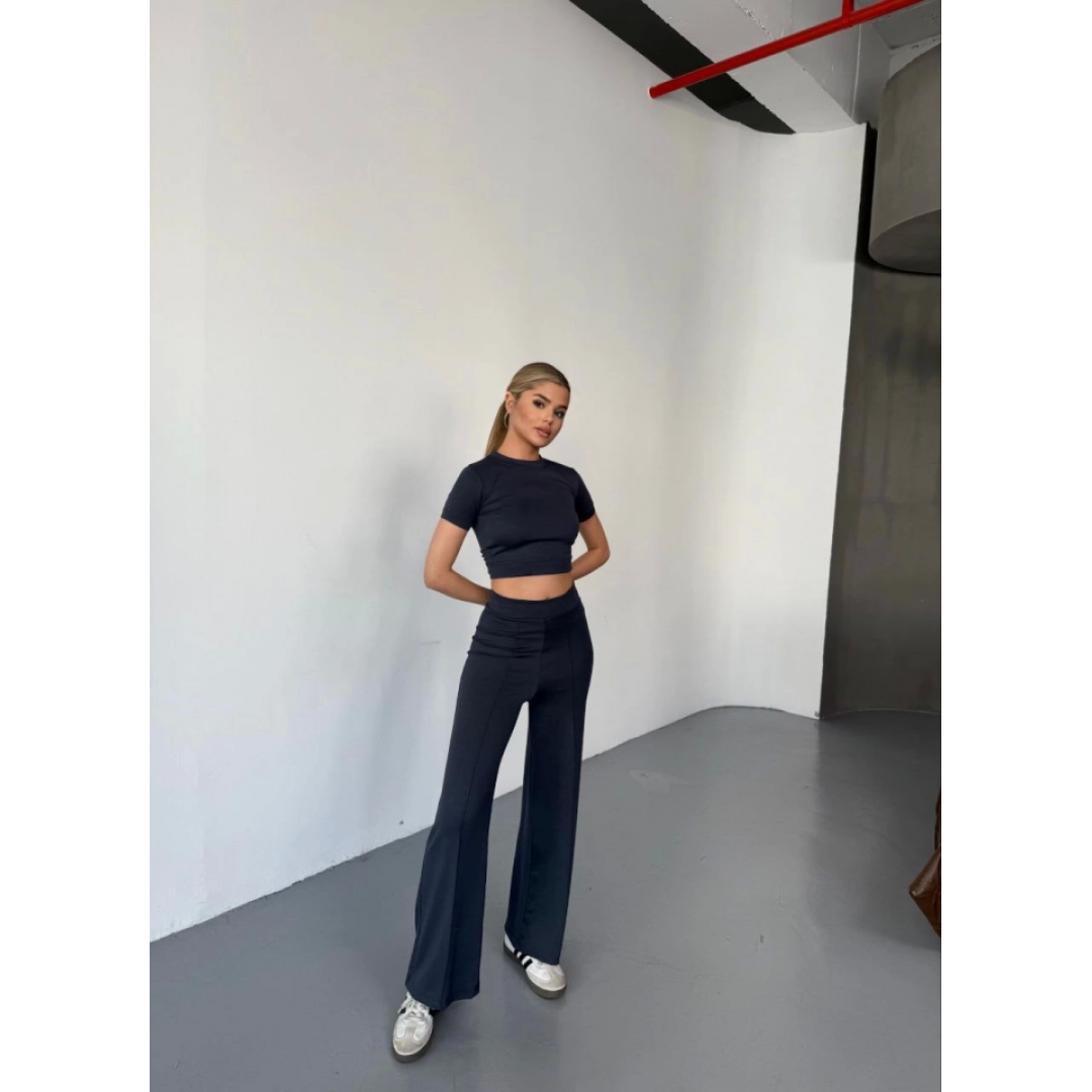 Osy Modal Yumuşak Dokulu Kumaş Kısa Kollu Crop Rahat Pantalon Ikili Takım - Füme 162231 Osy Modal Yumuşak Dokulu Kumaş Kısa Kollu Crop Rahat Pantalon Ikili Takım - Füme 162231